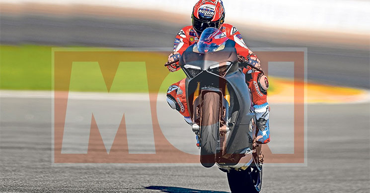 caseystoner-panigale-v4.jpg