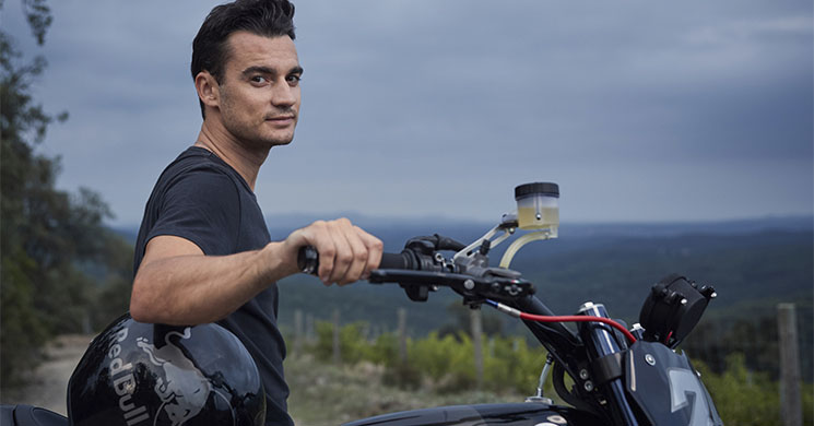 danipedrosa-moto-dirt-track.jpg