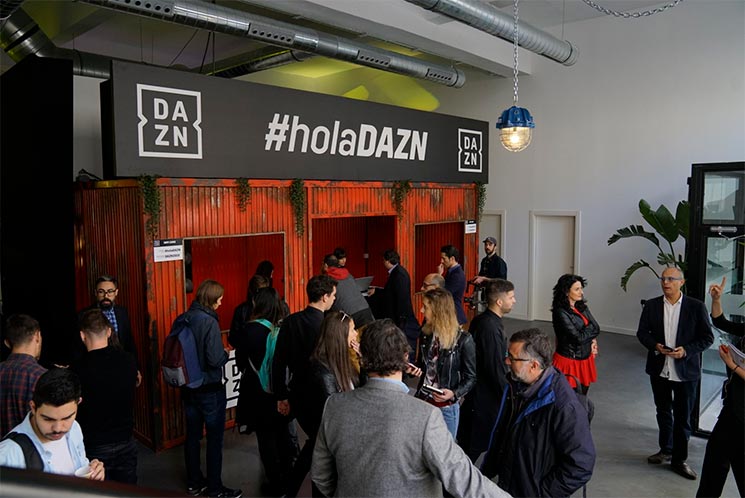 /dazn22.jpg