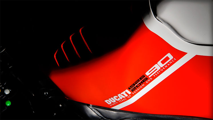 desmosedici-gp16-ducati-6.jpg