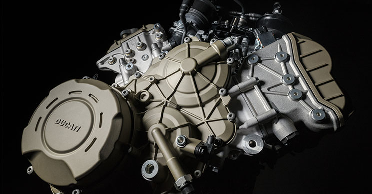 desmosedici-stradale-motor-cabe.jpg