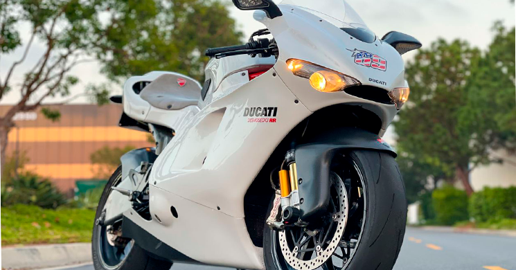 Ducati, replica