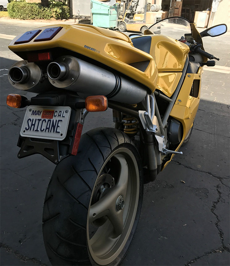 ducati-916-4.jpg