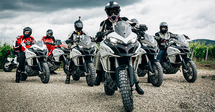 ducati-Globetrotters-multistrada.jpg