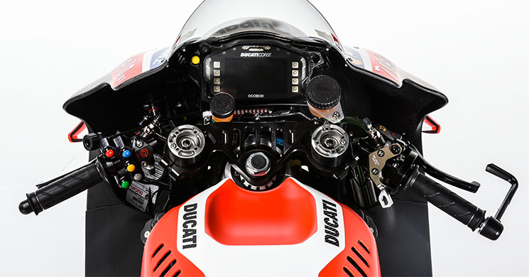 ducati-desmosedici-gp15.jpg