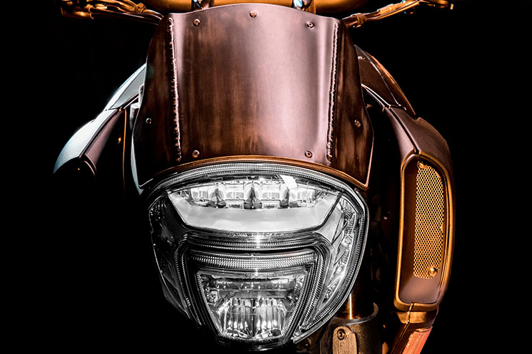 /ducati-diavel-diesel-6.jpg