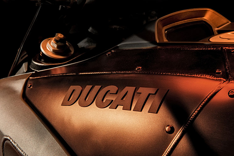 ducati-diavel-diesel-7.jpg