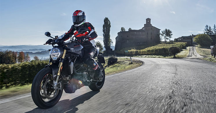 ducati-monster-2017.jpg