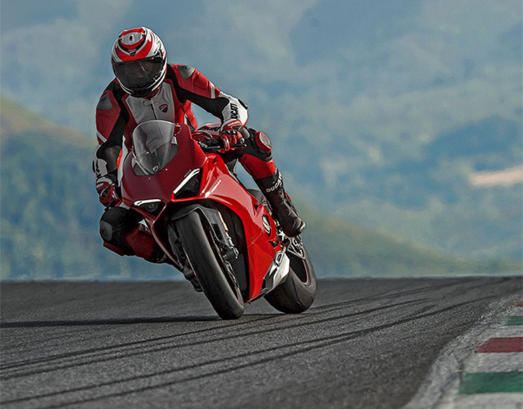 ducati-panigale-v4-2018-oficial-10.jpg