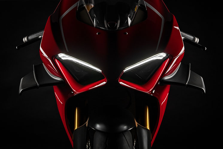 ducati panigale v4 r