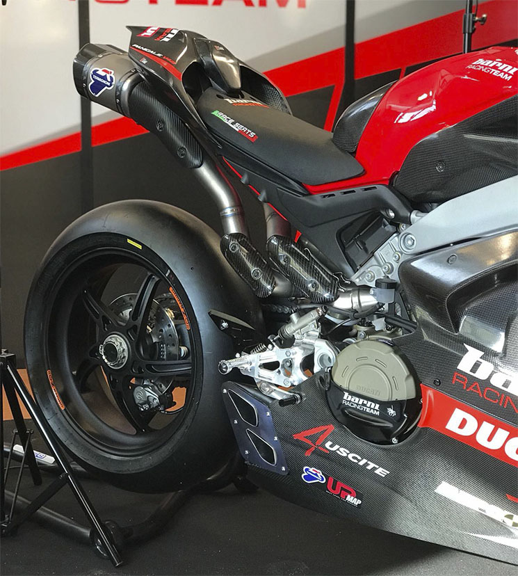 /ducati-panigale-v4s-termignoni-45646.jpg
