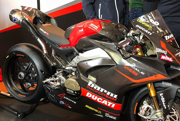 ducati-panigale-v4s-termignoni.jpg