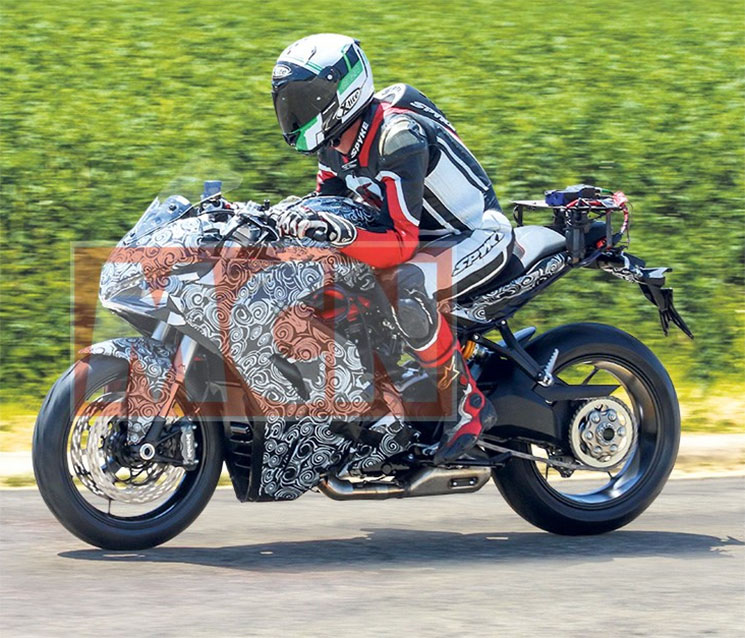 ducati-supersport-2017.jpg