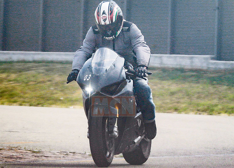 ducati-v4-superbike-test.jpg