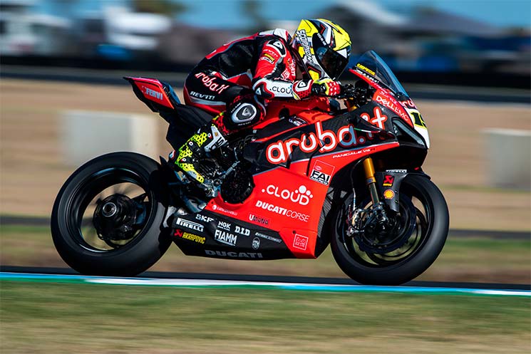 /ducatiPanigaleV4R-Bautista.jpg