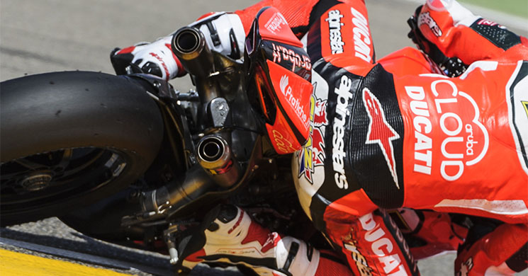 escapes-panigaleR-2.jpg