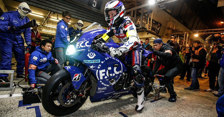 /fcc-tsr-honda-pit.jpg