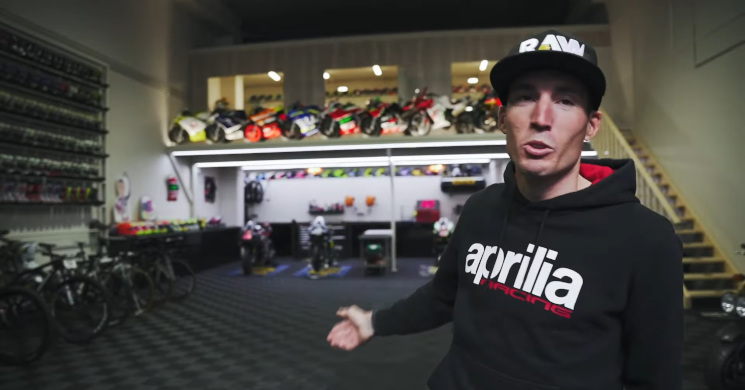 Aleix Espargar opens his private garage for the first time