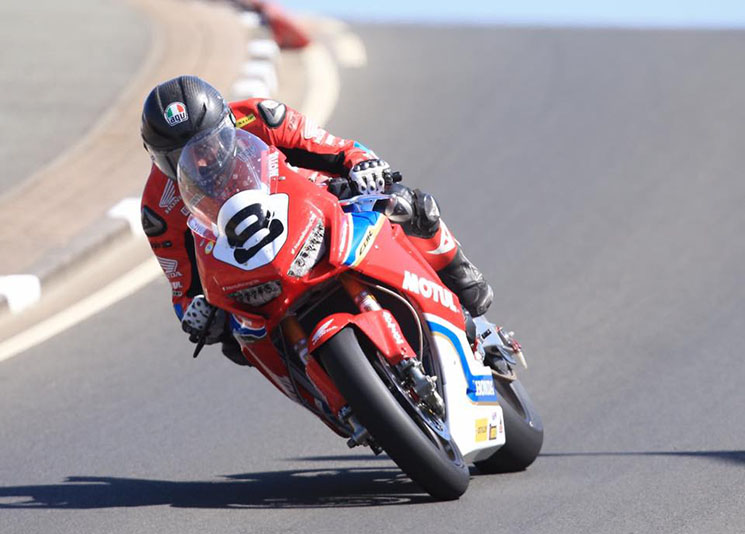 guy-martin-nw200.jpg