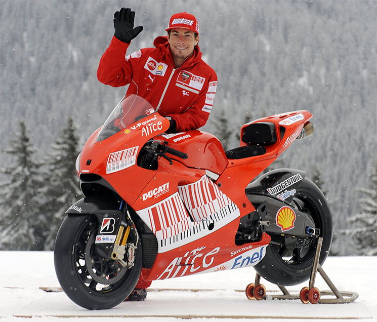 hayden-desmosedici-gp9.jpg