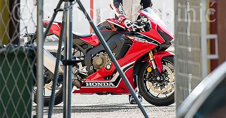 /honda-cbr-1000rr-2017.jpg