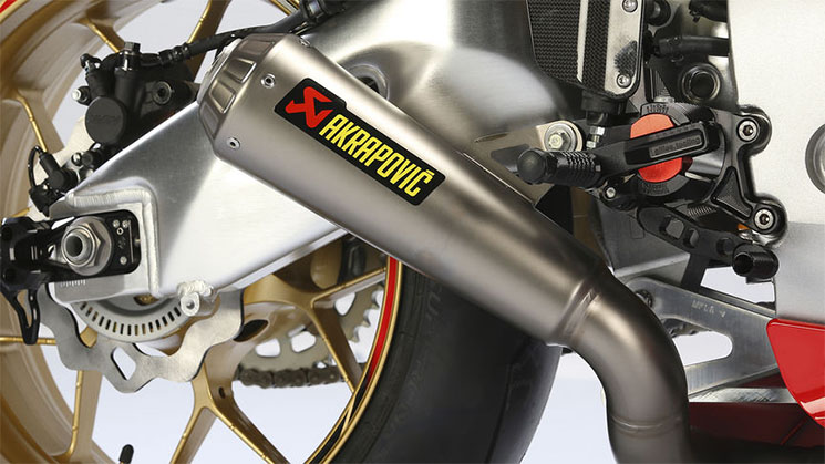 /honda-cbr1000rr-fireblade-sp-tt-edition-4.jpg