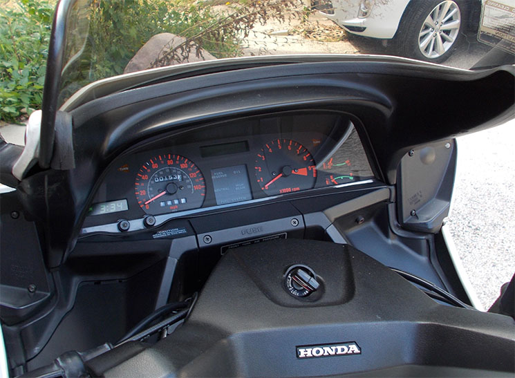 /honda-cx650-turbo-4.jpg