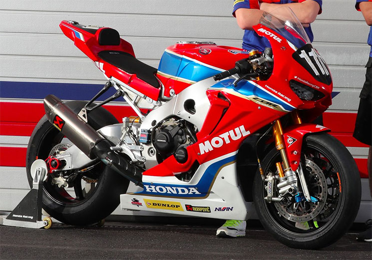 honda-fireblade-2017(1).jpg