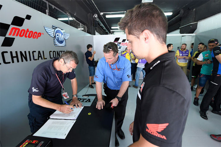 honda-motores-moto2-4.jpg