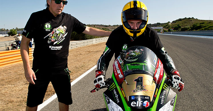 /jonathan-rea-2015-jerez-champion.jpg