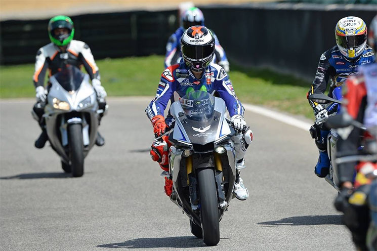 jorge-lorenzo-curso-pilotaje-4.jpg