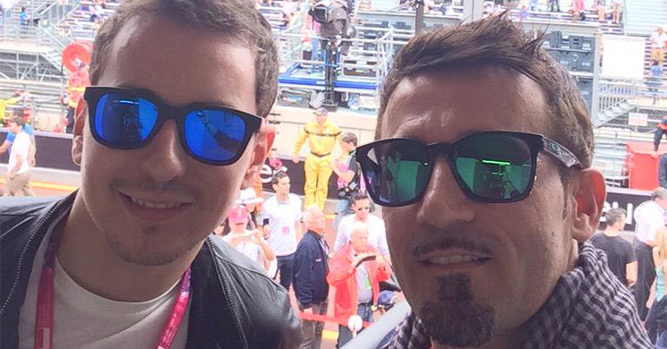 jorge-lorenzo-max-biaggi.jpg