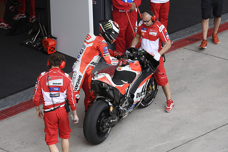 /jorge-lorenzo-motogp-argentina-2.jpg