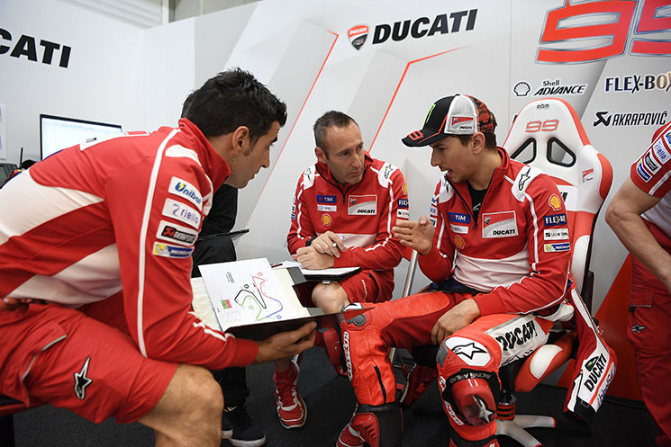 jorge-lorenzo-motogp-jerez-2.jpg