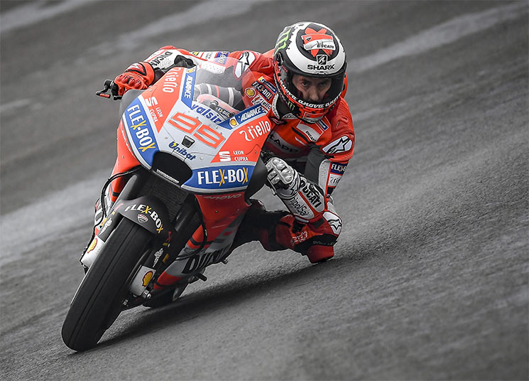 /jorgelorenzo-motogp-box-2.jpg