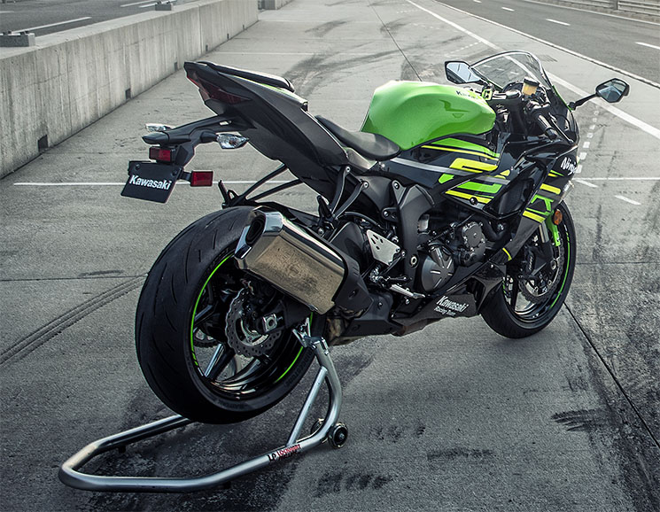kawasaki-ninja-zx6r-2019-8.jpg