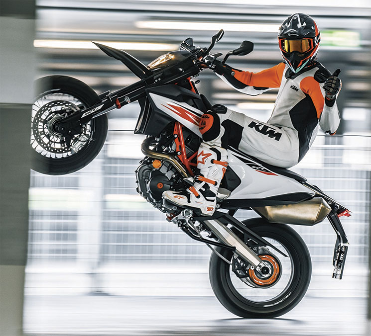 ktm-690-smc-r-2019-2.jpg