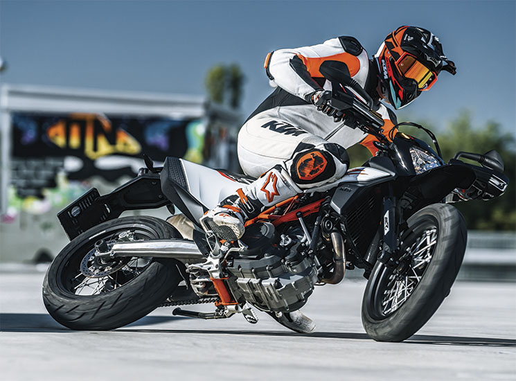 ktm-690-smc-r-2019-5.jpg