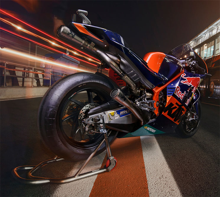 /ktm-rc16-2343.jpg