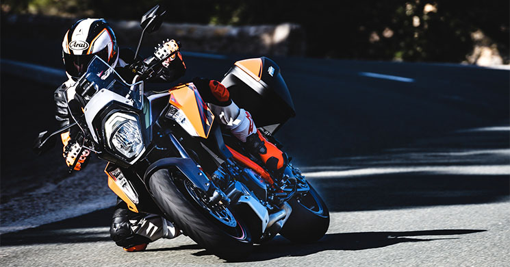 ktm-superduke-gt.jpg