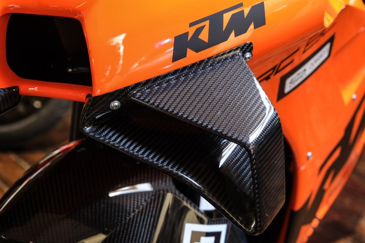 KTM RC 8C