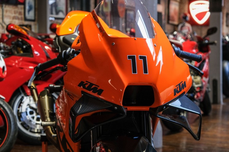 KTM RC 8C
