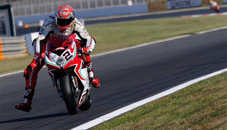 leon-camier-mvagusta.jpg