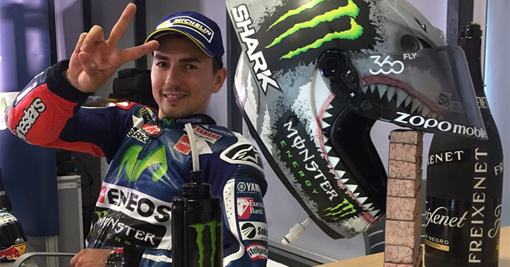 /lorenzo-aragon-helmet.jpg