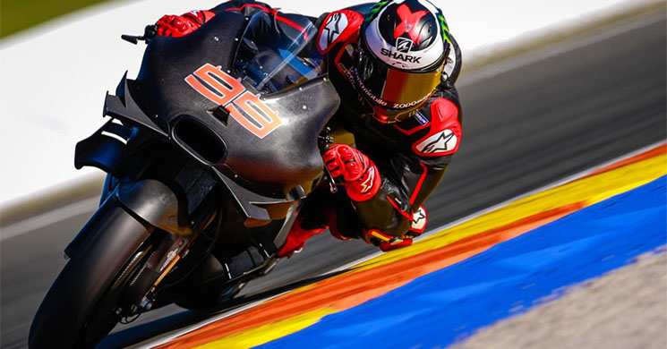 /lorenzo-ducati-test-valencia.jpg