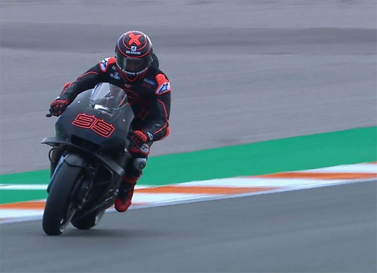 /lorenzo-honda-rc213v-5.jpg