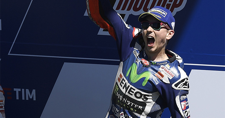 lorenzo-motogp-valencia-2.jpg