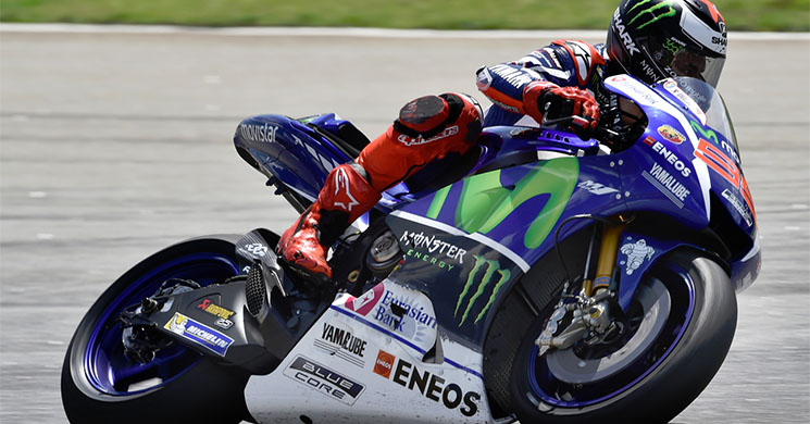 lorenzo-test-motogp-sepang-2016-2.jpg