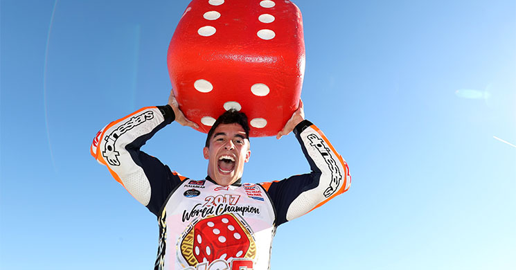 /marc-marquez-dado-valencia.jpg