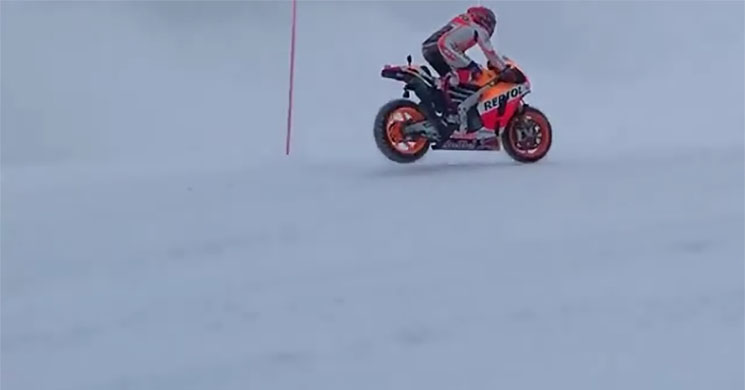 marc-marquez-nieve-c.jpg